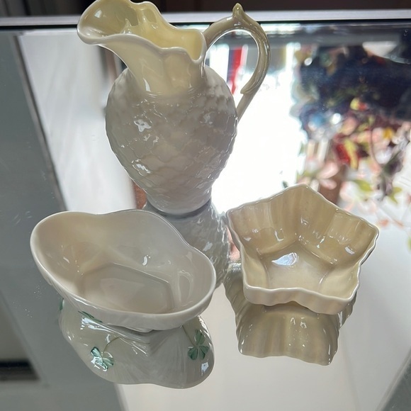 Bellek Ireland small pottery set - Picture 1 of 6